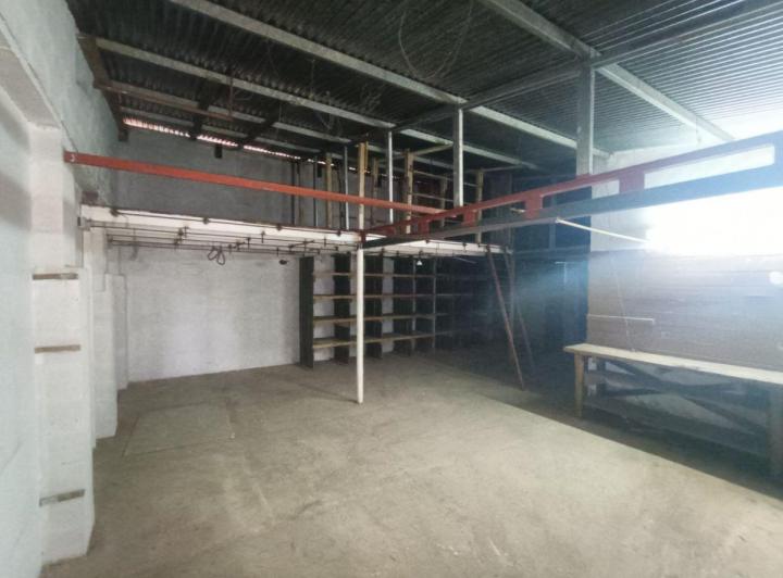 Depósito · 85m² · 3 Cocheras