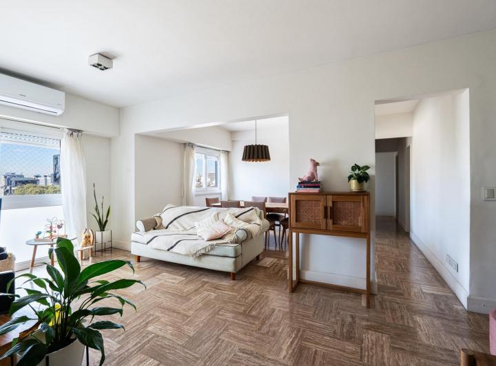 Luminoso Departamento - Venta - 4 Ambientes - Coghlan