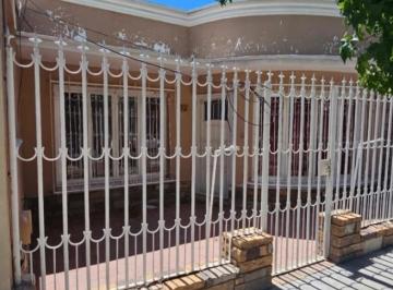 Casa de 5 ambientes, Tunuyán · Casa en Venta C/ Cochera en Tunuyán