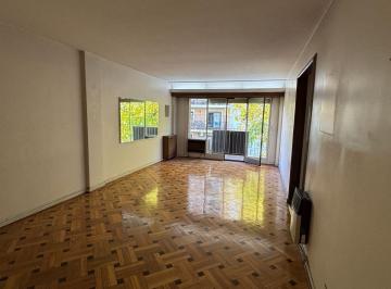 Departamento de 4 ambientes, Villa Crespo · Amplio Tres Dormit con Dep Señorial y Muy Luminoso!