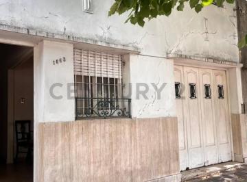 Casa · 150m² · 7 Ambientes · 2 Cocheras · Casa en Venta en La Plata