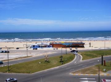 Foto1 · Apartamento en Torre Imperiale de 3 Dorm., Punta del Este, Playa Brava