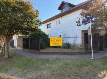 Casa · 210m² · 5 Ambientes · Exc Ubic Chal 2 Pl Ideal 2 Flias 4 Dor 3 Bños Ptio Gge Imp