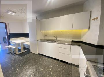 Departamento · 156m² · 5 Ambientes · Departamento en Venta. 4 Dorm.. Balvanera Viamonte y Ayacucho. Apto Crédito