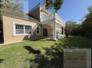 Casa · 180m² · 4 Cocheras · Casa en Venta en El Barrio Cerrado La Legua Km 38 Ramal Pilar.2 Dorm.. Apto Crédito.