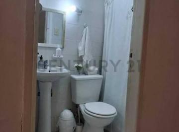 PH · 96m² · 4 Ambientes · PH en Venta, Caseros