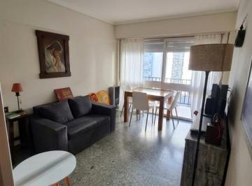 Departamento · 36m² · 2 Ambientes · Venta Depto 2 Ambientes con Balcon Al Frente Plaza Colon