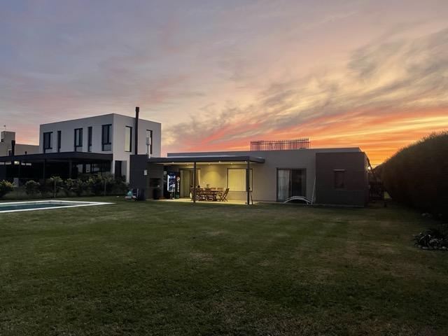 Casa en venta en Haras Santa Maria · 5 ambientes