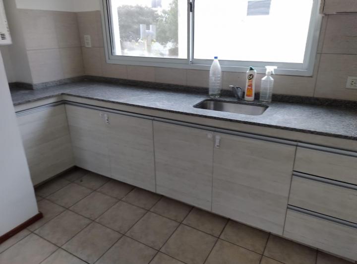 Departamento · 100m² · 5 Ambientes · 2 Cocheras