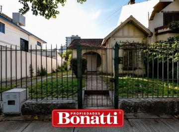 Casa · 333m² · 3 Dormitorios · 2 Cocheras · Casa en Lomas de Zamora Oeste