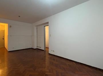 Departamento · 71m² · 4 Ambientes · Venta Departamento Tres Dorm. Calidad Passardi. Centro