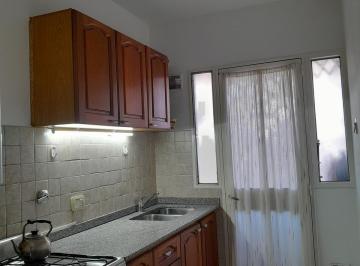 Departamento · 58m² · 3 Ambientes · Venta Departamento Semipiso Dos Dorm. con Balcon. Barrio Martin