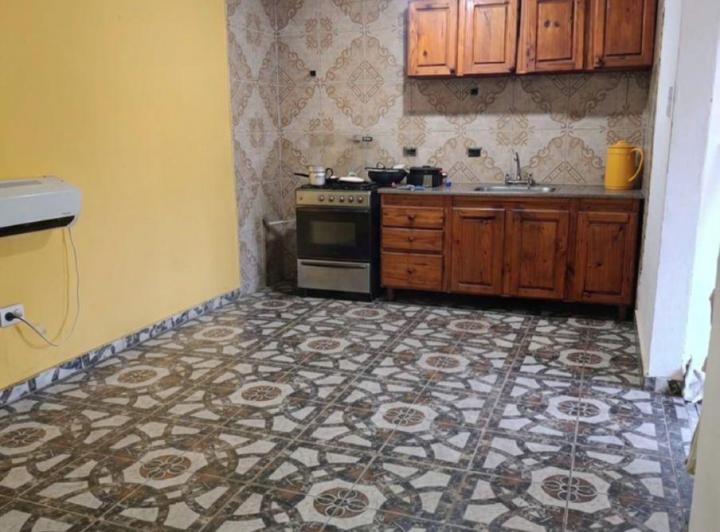 Casa · 200m² · 8 Ambientes · 1 Cochera
