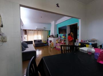 Depósito · 268m² · 5 Ambientes · Venta Casa Mas Deposito No PH en Barrio Belgrano