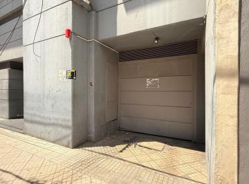 Garage · 16m² · Oportunidad Cochera Cubierta Grande a m de Tribunales. Abasto