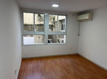 Oficina comercial · 50m² · 2 Ambientes · Venta/permuta Oficina Consultorio Medico Departamento Dormitorio Patio. Lourdes