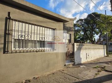 Casa · 67m² · 4 Ambientes · Casa en Venta en Santa Teresita, a Solo 6 Cuadras del Mar. Apta Credito!