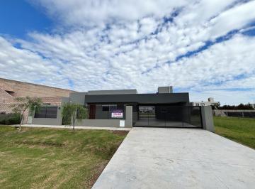 Casa · 119m² · 6 Ambientes · 2 Cocheras · Casa 3 Dorm. - Don Mateo