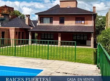 Casa · 295m² · 3 Dormitorios · 1 Cochera · Casa - La Almudena