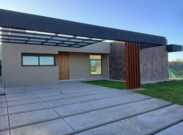 Casa de 7 ambientes, Luján de Cuyo · Casa en Venta Barrio Priv6 Lar de Boedo