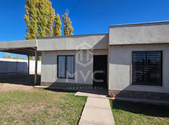 Casa · 447m² · 3 Ambientes · 1 Cochera