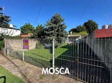 Casa · 400m² · 3 Ambientes · 2 Cocheras · Casa - Moreno