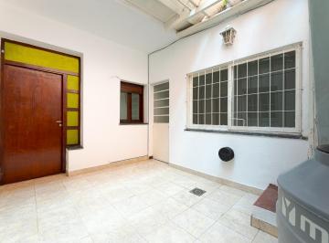 Casa · 110m² · 4 Ambientes · Venta Casa de Pasillo Centro Rosario Apta Credito Hipotecario