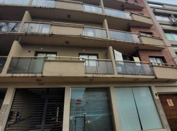 Departamento de 2 ambientes, La Plata · Departamento Luminoso en Impecable Estado con Servicios Incluidos