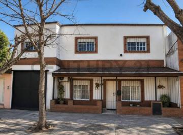 Casa · 170m² · 4 Ambientes · 3 Cocheras · Venta Casa 4 Ambientes Villa Bosch