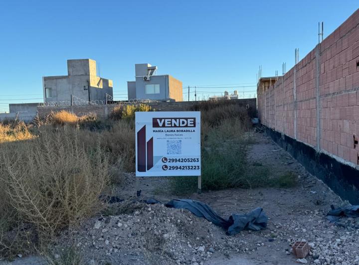 Terreno · 300m²