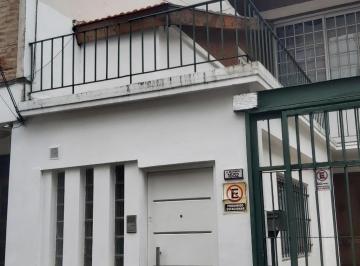 PH de 4 ambientes, Vicente López · Alquiler PH 4 Amb Entrada Independiente Ideal Oficina o Vivienda con Cochera