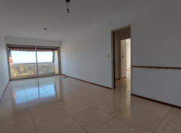 Departamento de 4 ambientes, Caballito · Dpto 4 Ambientes C - Balcon y Dependecia de Serv.
