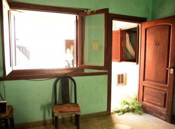 PH · 73m² · 3 Ambientes · 1 Cochera · PH a Reciclar