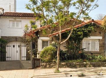 Casa en Alquiler de 6 ambientes Lomas De Stella Maris · Chalet Alquiler Apto Profesionales