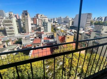 Departamento de 3 ambientes, San Cristobal · 3 Amb en Esquina - Piso Alto/vista Panorámica Todo Luz y Sol