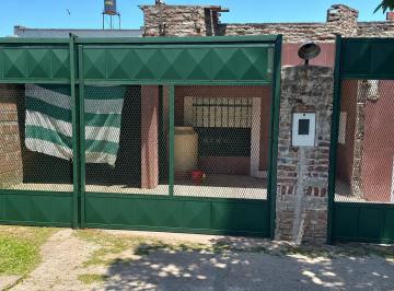 Casa de 3 ambientes, Villa Gobernador Gálvez · Casa en Venta – Usd 60.000 (Dólar Blue)