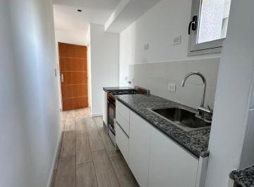 Departamento · 57m² · 2 Ambientes · 1 Cochera · Departamento en Venta en La Plata, un Dormitorio. Cochera.