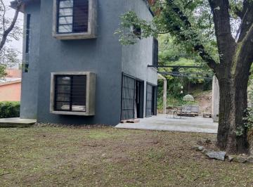 Casa · 100m² · 3 Ambientes · 3 Cocheras · El Refugio Que Soñaste. en Dos Niveles. Terminá Detalles a Tu Gusto. Gran Potencial.