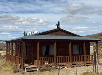 Campo · 600ha · 5 Ambientes · 4 Cocheras · Campo Productivo en Buen Pasto, Chubut