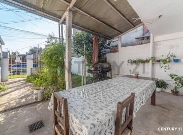 Casa · 90m² · 4 Ambientes · 1 Cochera · Casa 3 Ambientes en Venta, Benavídez