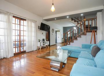 Casa · 134m² · 5 Ambientes · 1 Cochera · Casa en Venta 5 Ambientes en Villa Adelina