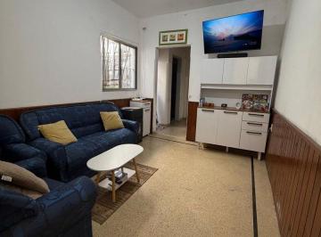 Departamento · 37m² · 2 Ambientes · Apartamento con Renta, Ideal Inversión