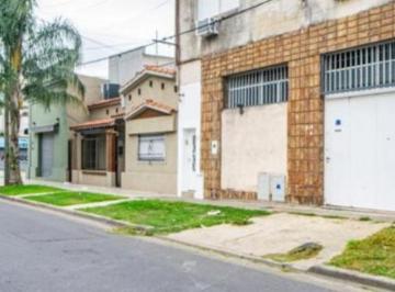 Bodega-Galpón de 6 ambientes, Rosario · Galpón con 2 Oficinas