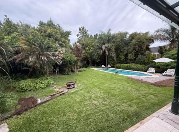 Casa · 210m² · 6 Ambientes · Casa en Venta en Barrancas de San José Tigre