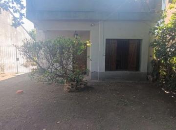 Casa de 2 ambientes, Ituzaingó · Casa Americana 2 Ambientes con Amplio Parque en Ituzaingó Norte