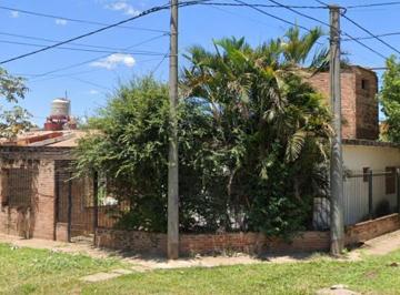 Casa de 10 ambientes, Resistencia · Esquina en Venta Casa Ideal Negocio!