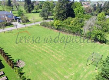 Terreno · 1700m² · Lote de 1700 m² en Venta Entortugas C. C - Teresa Urdapilleta Propiedades
