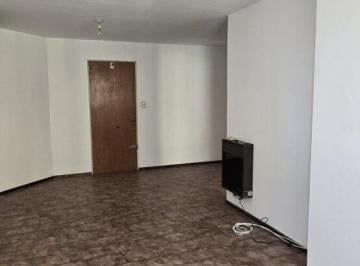 Departamento · 84m² · 4 Ambientes · 1 Cochera · Alquiler 2 Dorm con Cochera Alberdi