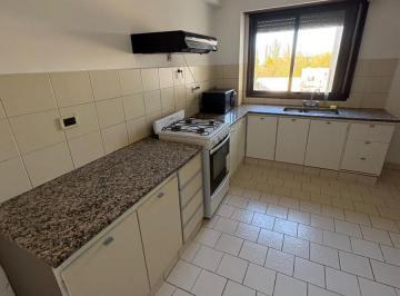 Departamento · 180m² · 8 Ambientes · Alquiler Departamento Pleno Centro Hipólito Yrigoyen 55