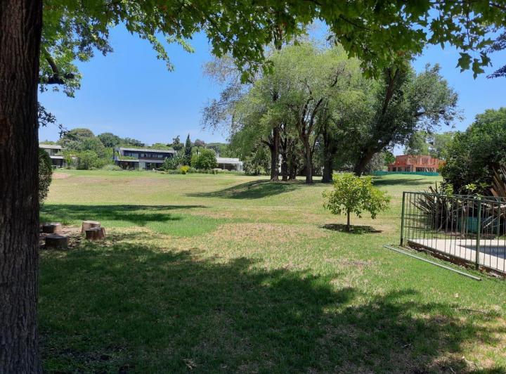 Casa · 227m² · 3 Dormitorios · 2 Cocheras